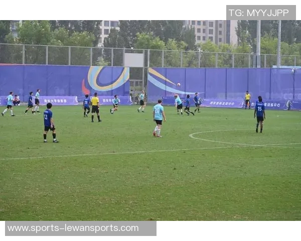 90vs足球：探索足球世界的激情与梦想，感受每一场比赛的震撼与荣耀